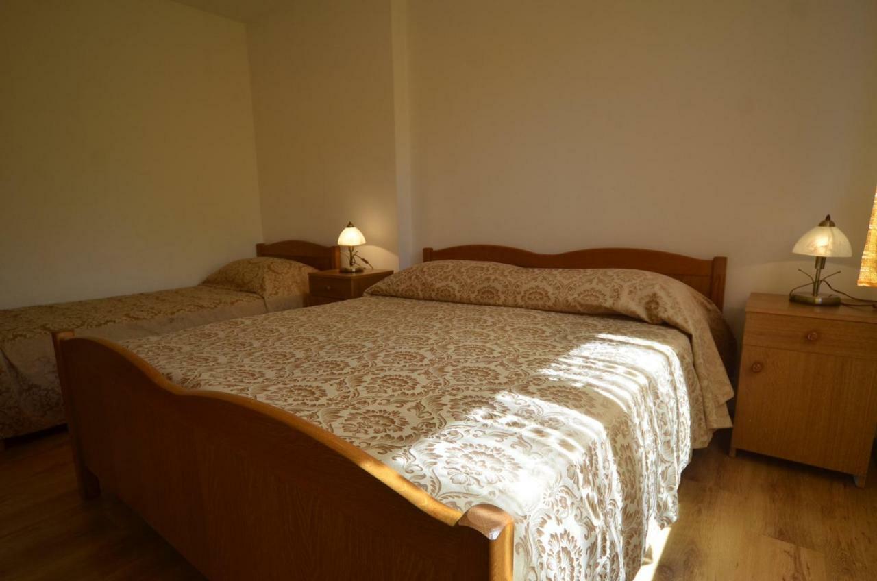 Koreni Apartments โรวีน ภายนอก รูปภาพ